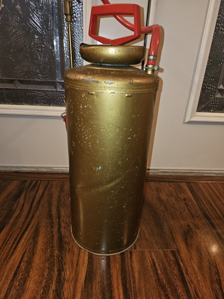 Vintage Hudson Bugwiser Bug Sprayer- Metal Pump, Complete