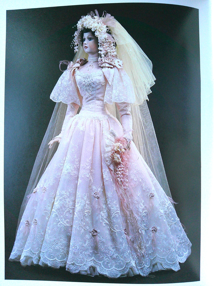 Custom Dressing Lady Dolls instruction & pattern for clothes Helen Hansen