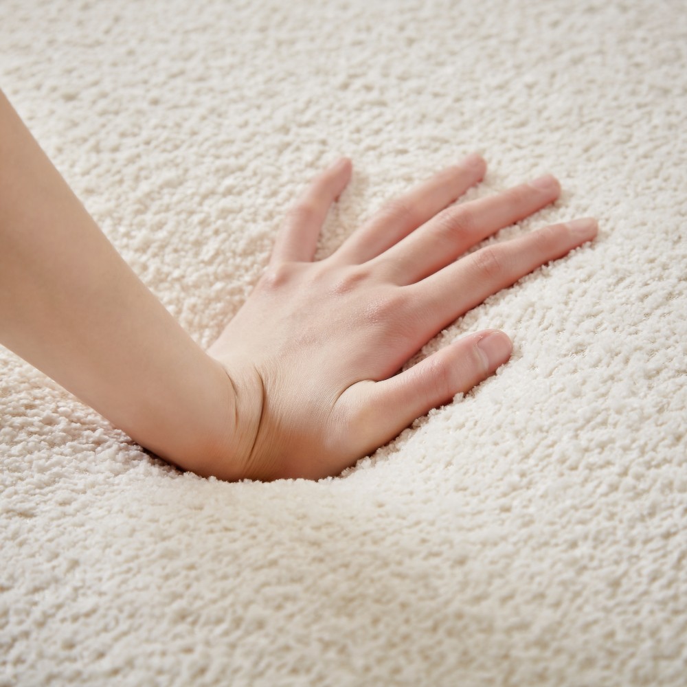 Modern Upholstered Chaise Lounge with Pocket Spring Support