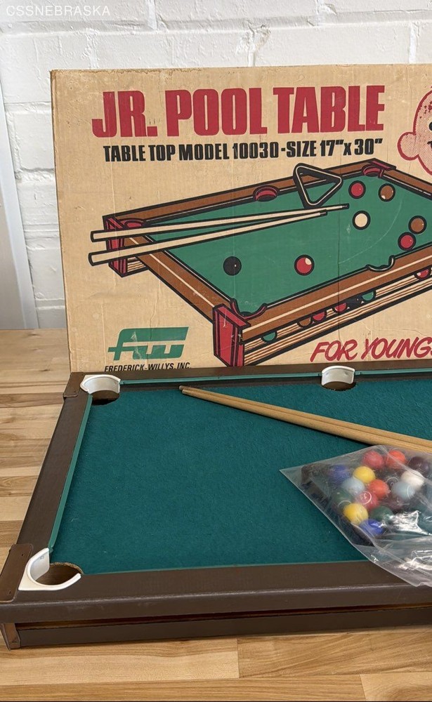 Vintage FW Jr. Pool Table tabletop game.