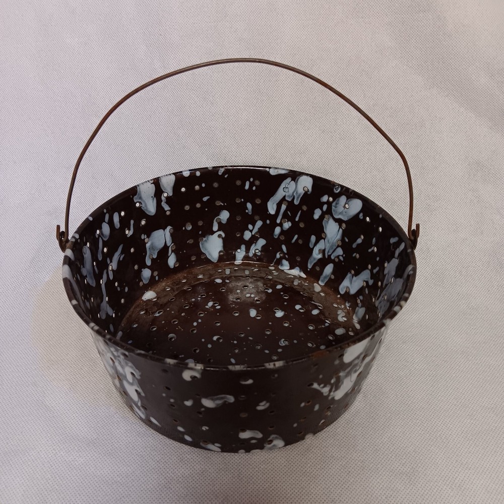 Enamelware Basket Strainer Brown White Speckled Bale Handle 9" x 3.75"