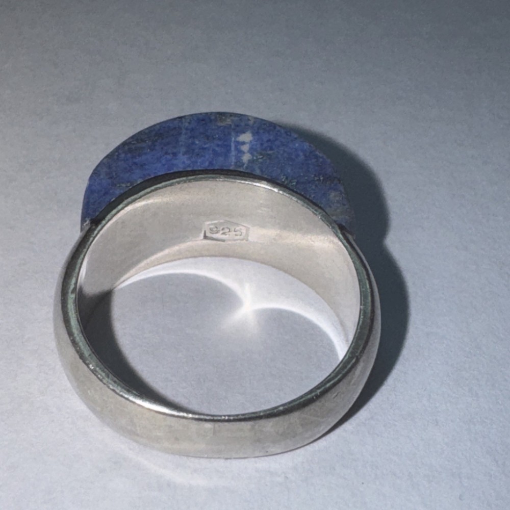 Sterling Silver And Blue Lapis 6.75 Ring