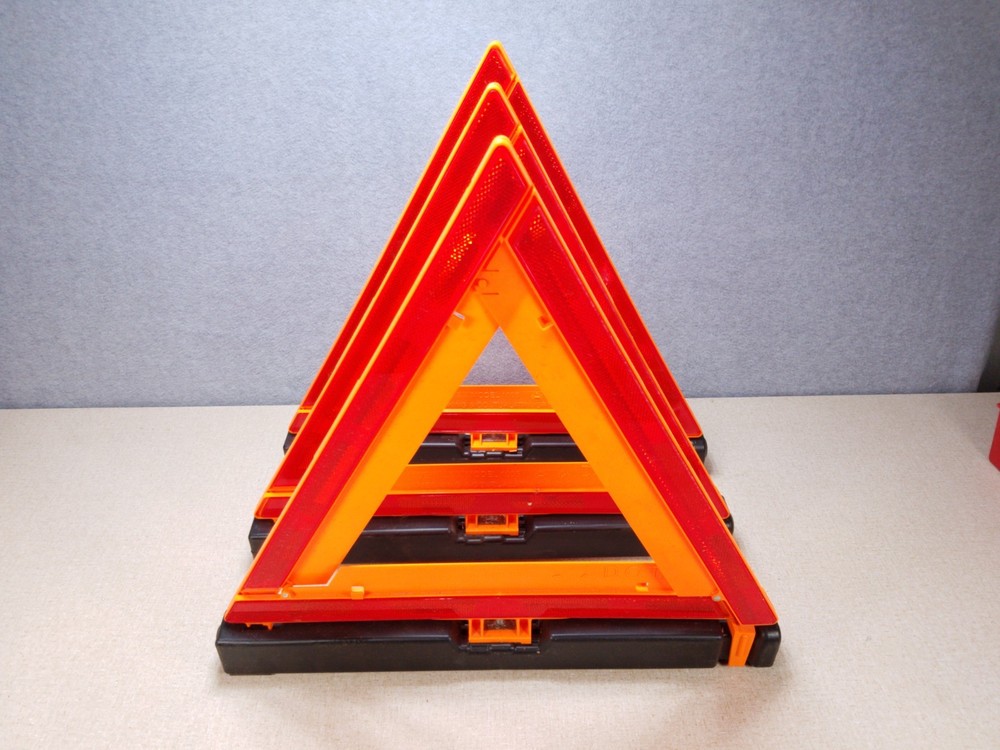 James King & Co Emergency Safety Warning Triangle Flare Kit Reflector Model 1005