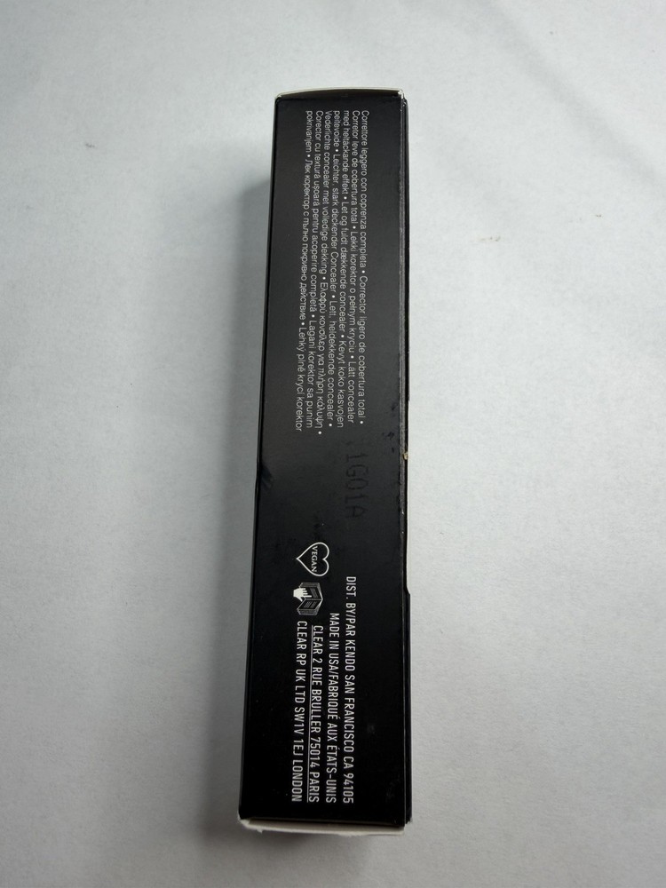 Kat Von D KVD Good Apple Lightweight Full Coverage Concealer 10ml - MEDIUM 152