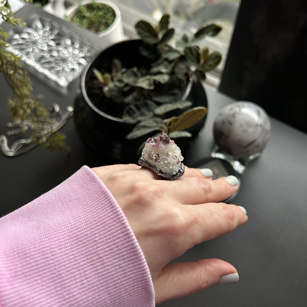 Handcrafted Statement Ring Rough Clear Purple Asymmetrical