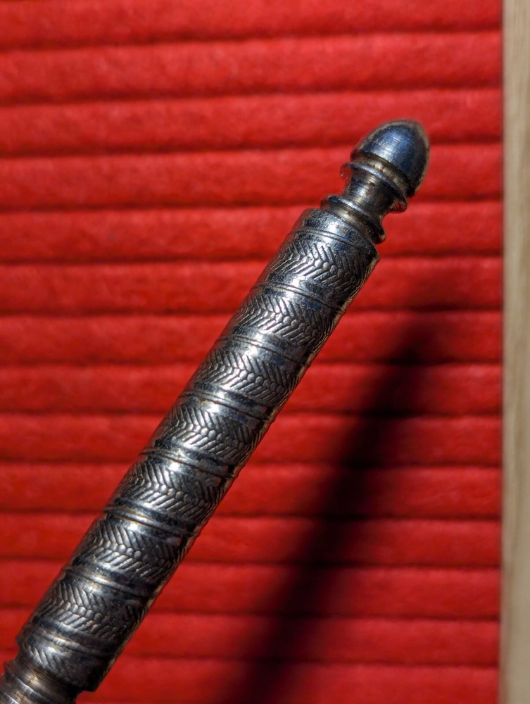 HMQ Metal Nutcracker Ornate VINTAGE Kitchen Gadget Kitchenware - FUNCTIONAL