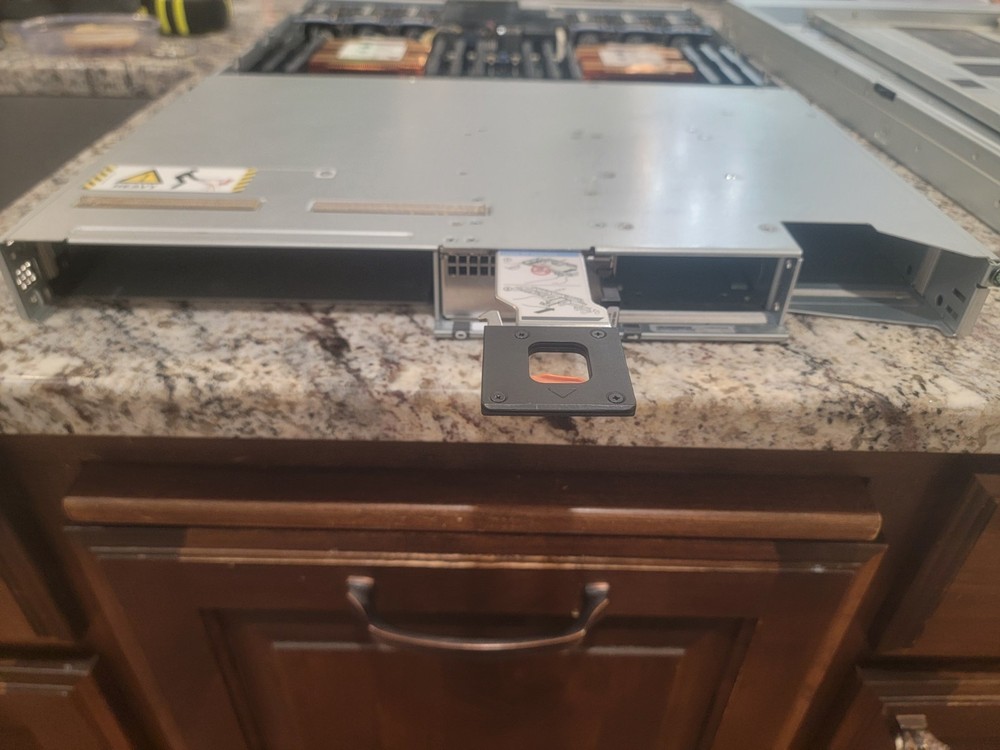 Dell EMC Unity XT 480F 25x 2.5" SFF Storage Array with I/O Modules