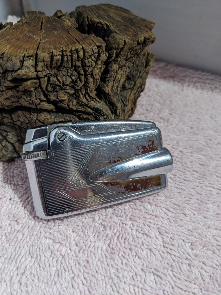 Vintage Ronson Varaflame Silver Tone Lighter - UNTESTED