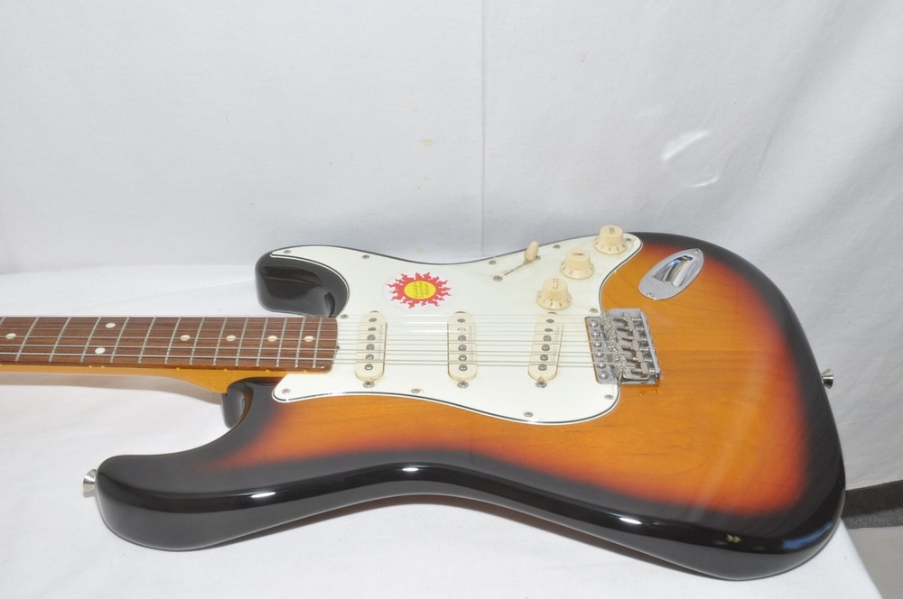 Fender Japan ST62-DMC Electric Guitar Ref. No.5935