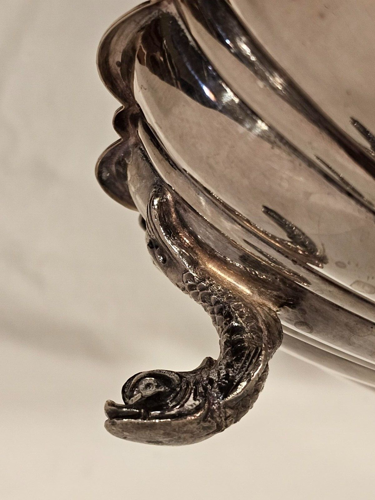 1922 AESTHETIC MIDCENTURY FISH & SHELL LG SOLID BUFFET SERVER CRESCENT SILVER