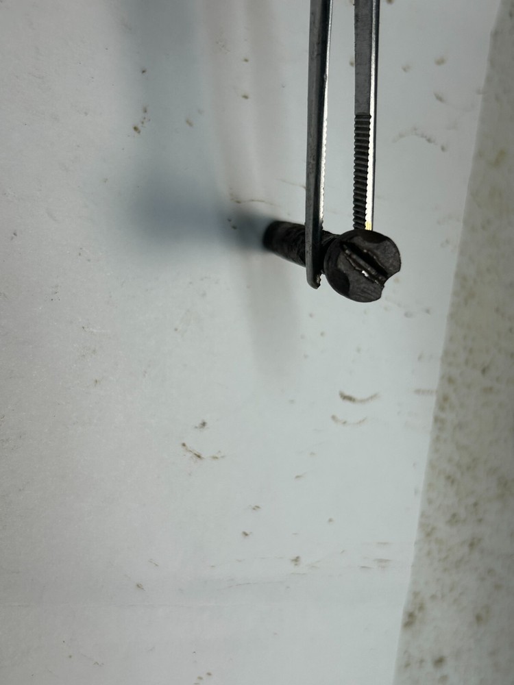 CHINESE TYPE 24  FRONT SCREW