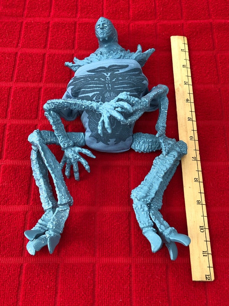 VINTAGE 1998 “LOST IN SPACE” ALIEN/PUPPET