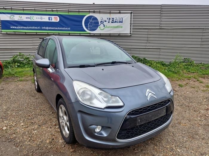 Fuse box Citroen C3 II SC 6500HV P23564541