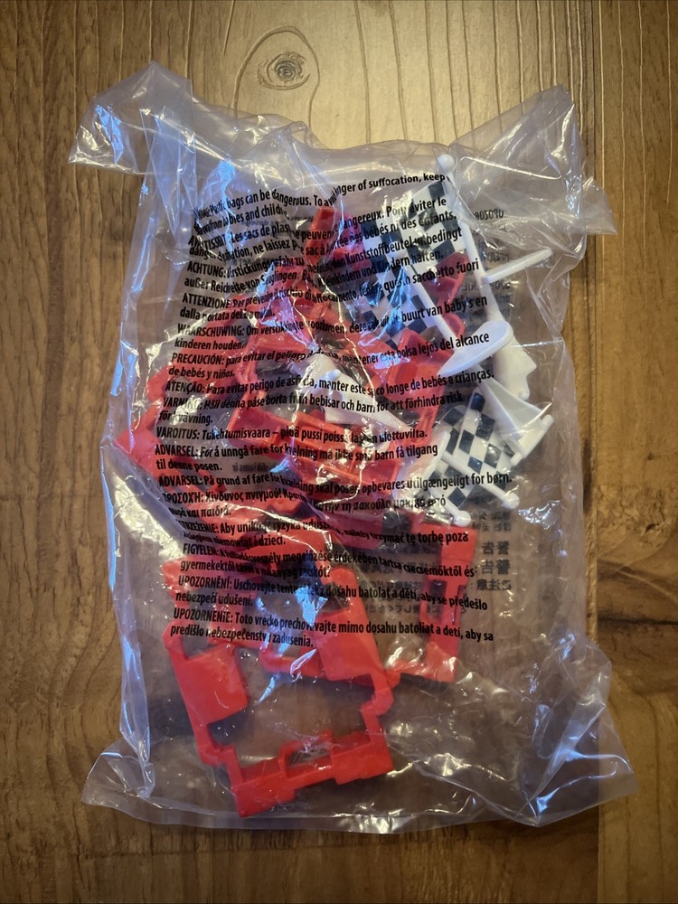 Thomas & Percy Cargo Race Replacement Checkered Flags & Red Bridge Pieces NEW