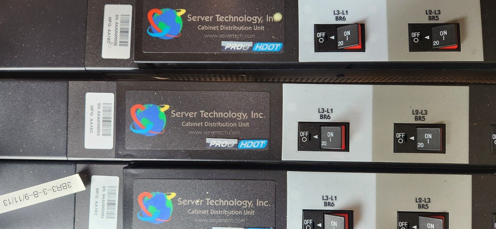 Server Technology PRO2 HDOT Monitored Rack-Mount PDU - 36 Outlet