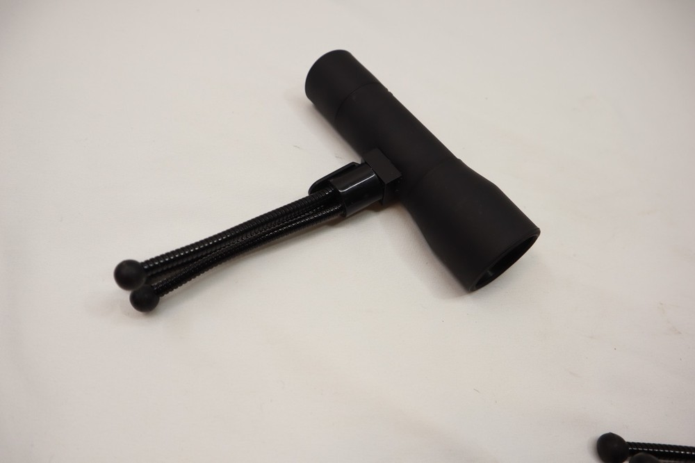 (2) PORTABLE MONOCULAR MINI SCOPE W/TRIPOD ***