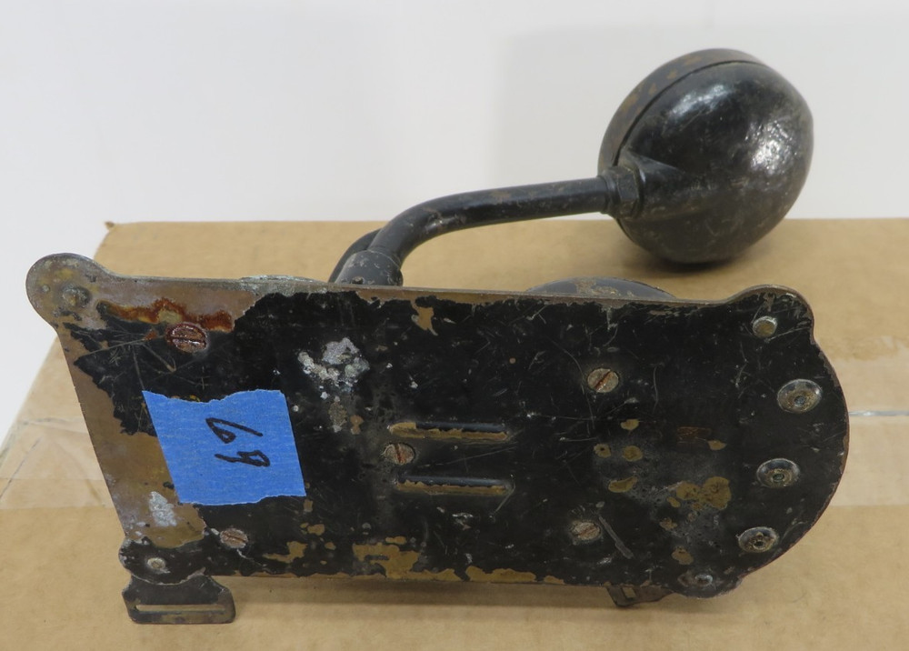 Vintage Bell Telephone Switchboard Operator Chest Microphone (69)