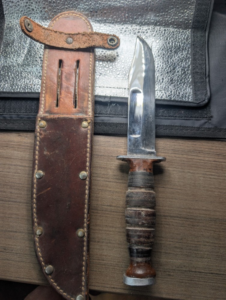 Kabar Commando Polished Blade with Bakelite Var. Knife
