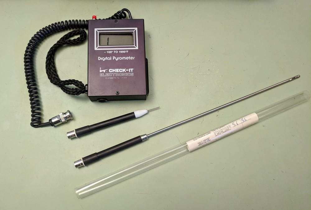 Check-It 602 Service* Engineer Pyrometer Set F*S