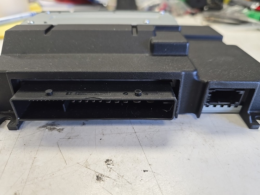 VW Fender Audio System Amplifier
