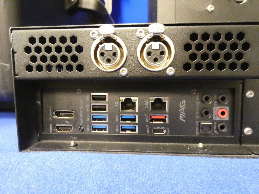 Quicklink ST500 Studio-In-A-Box & ST200 Encoder & Decoder, Case, Scarlett 2i2