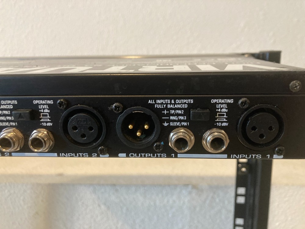 Behringer Virtualizer Pro Dsp2024p