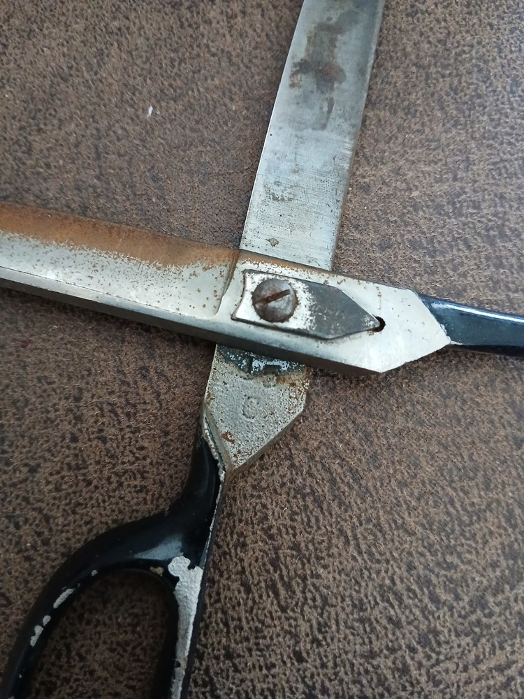 Vinitage 8" Sewing Scissors