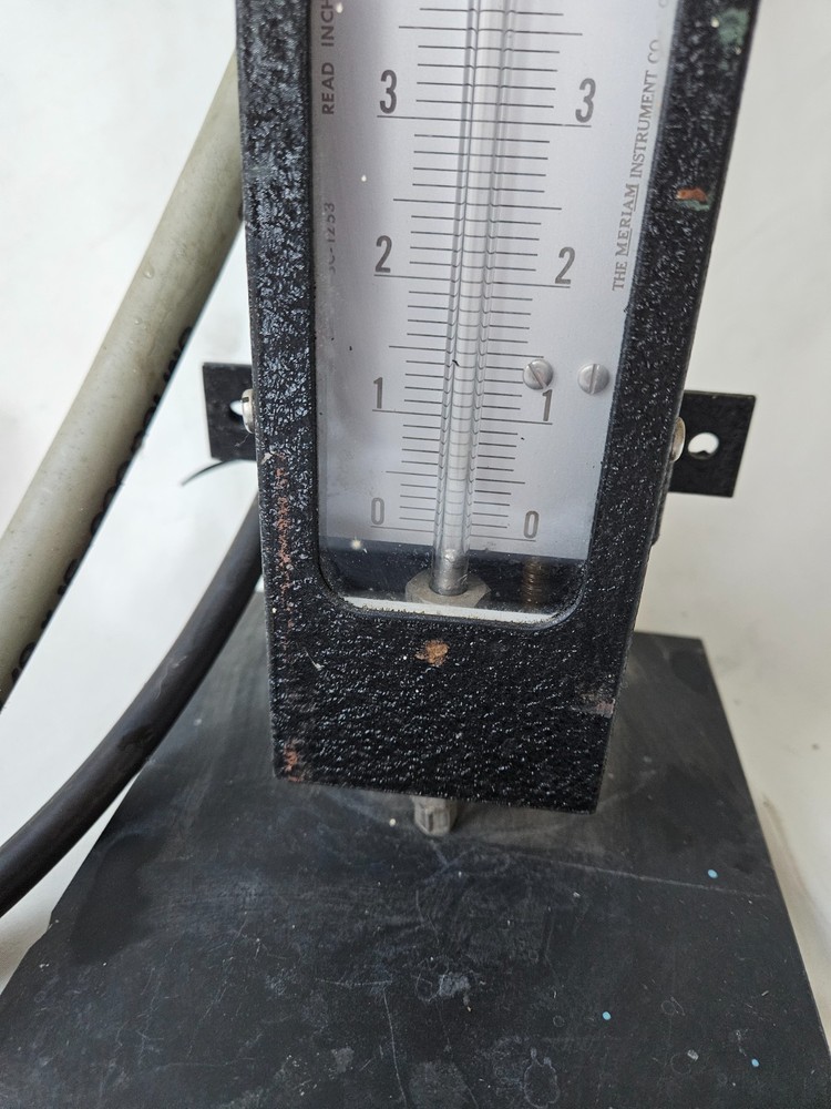 Vintage Meriam Instruments Manometer Model 301EA25WM 20" Range