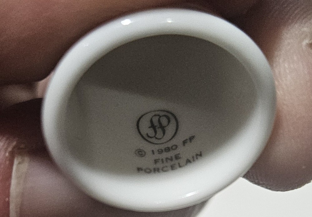 Advertising Thimble Lot