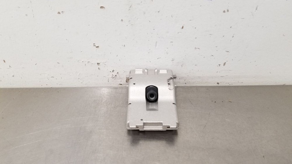 21 DODGE DURANGO FRONT VIEW WINDSHIELD MOUNTED CAMERA 68495638AC