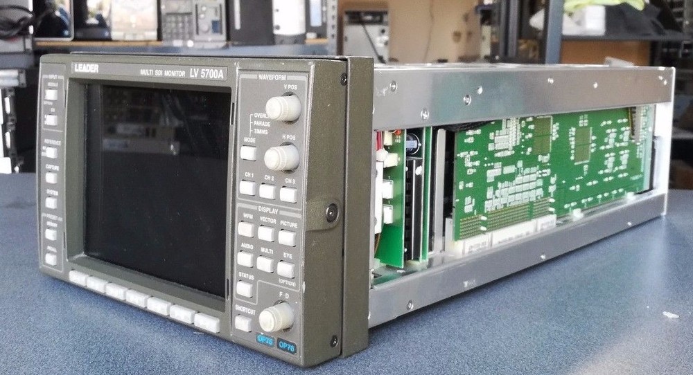 Leader LV 5700A Waveform Vector Multi SDI Monitor