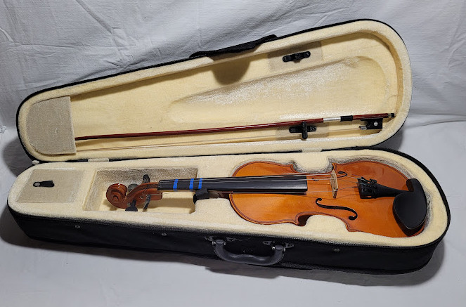 Student Violin With Case and Bow
