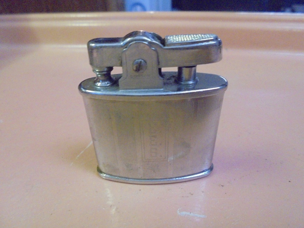 Vintage Ronson Standard Cigarette Lighter EES