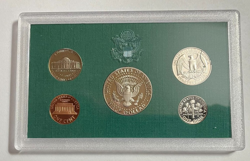 1995 Proof set. Genuine. complete and original as issued by US Mint.