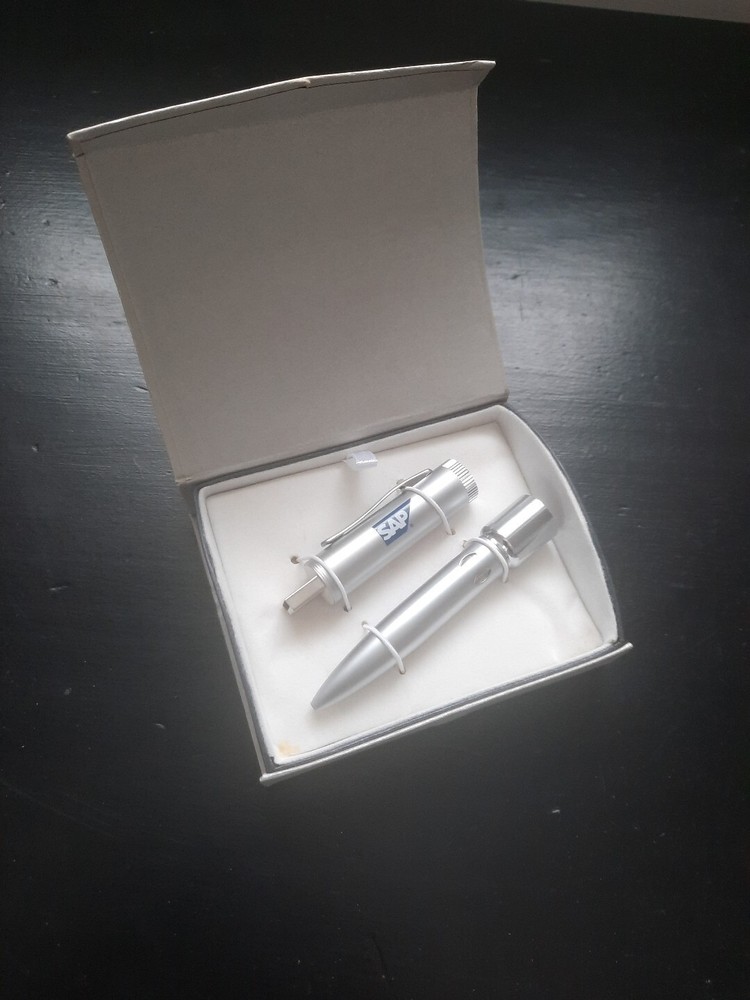 Stylish Ballpoint Pen with USB 2gb memory. Silver Box. Laser Feature.