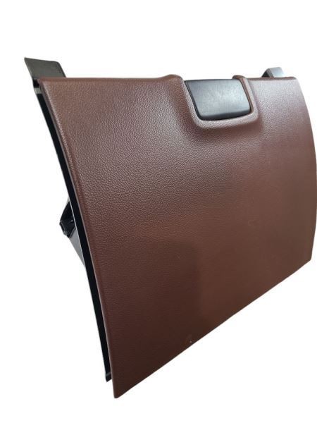 SILVRDO15 2017 Glove Box 600726