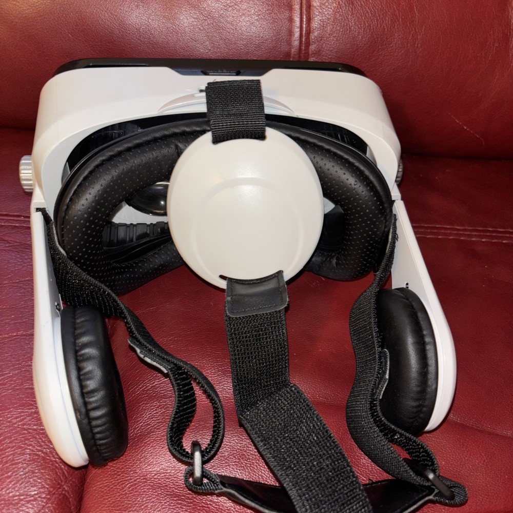 Virtual Reality Headset New Never Used