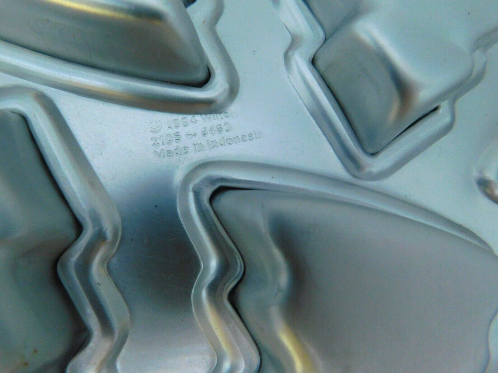 Wilton Christmas Tree Petite Cake Pan