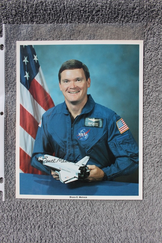 Astronaut Autograph - Space - Shuttle NASA - BRUCE E. MEINICK - Signed