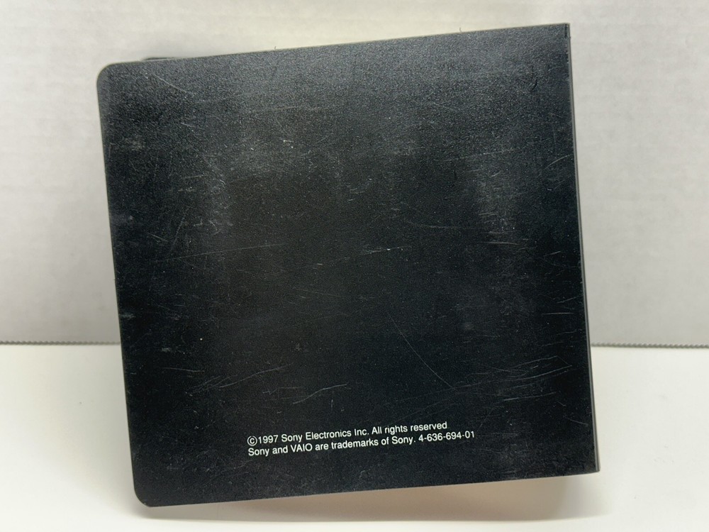 Sony Vaio CD Sleeve Case Protector 1997 Sony Electronics