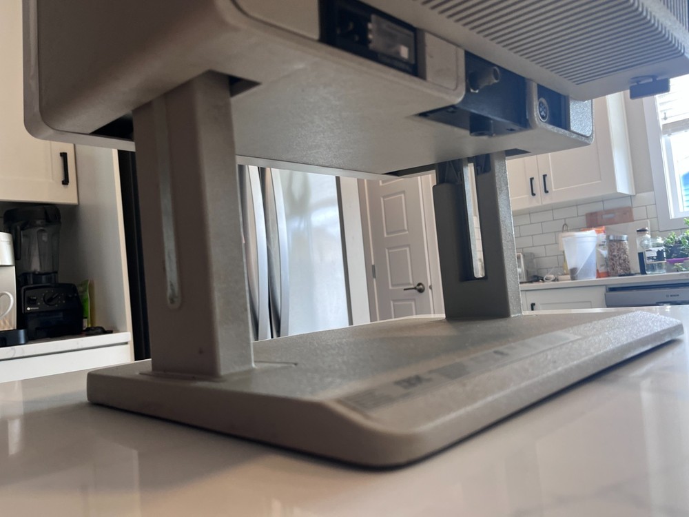 Vintage IBM 3180 Terminal – Powers On - Display Issues