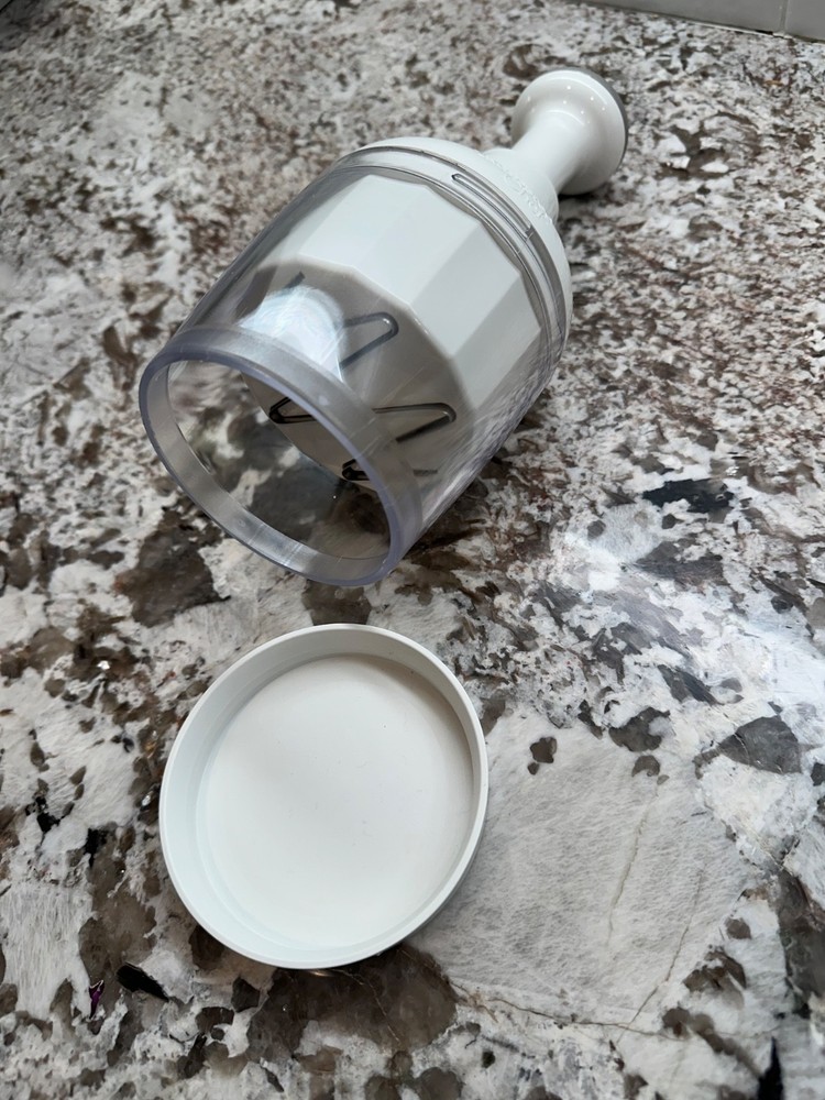 Pampered Chef Food Chopper (Top-Down Push Function) White - #2585