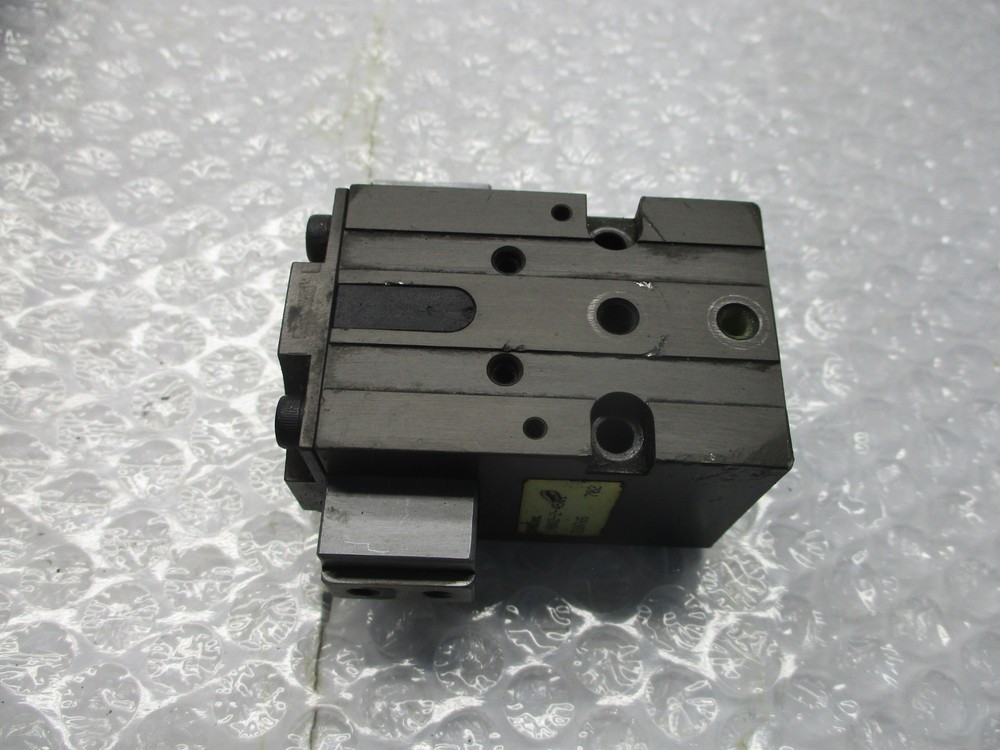 PHD 19082-2-4501 GRIPPER UNMP
