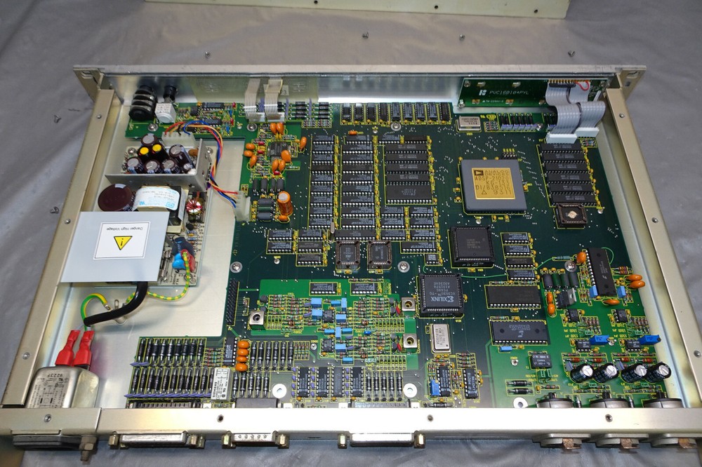 VINTAGE RE TECHNOLOGY AS RE 660 MUSICAM DECODER - DENMARK - PARTS