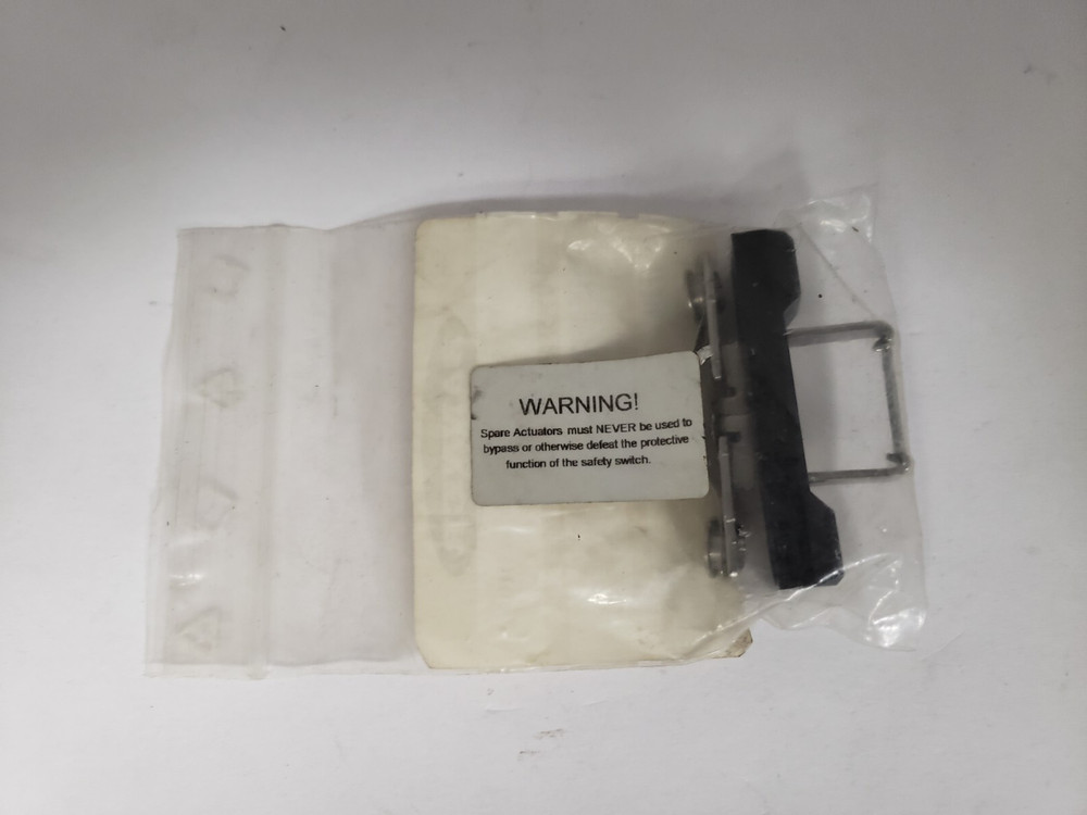 BANNER ENGINEERING SI-QS-SSA4 STANDARD ACTUATOR (47896) NIB
