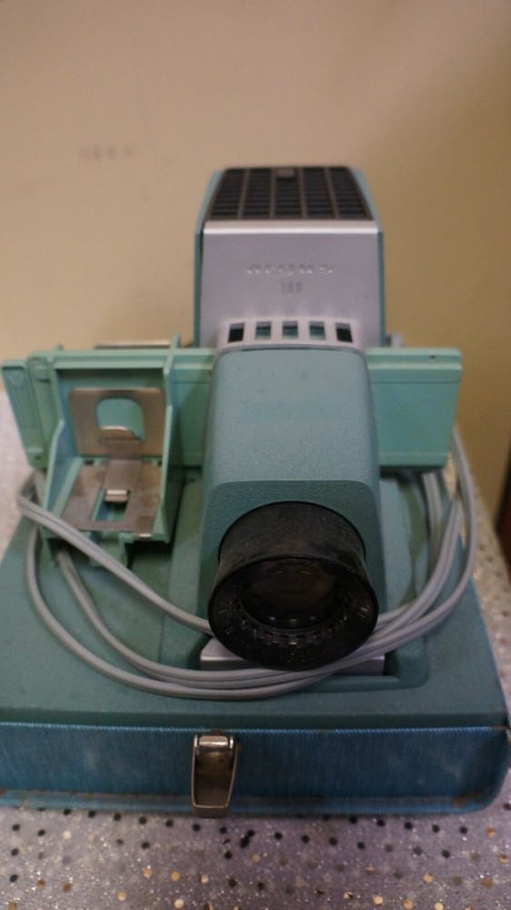 Vintage Argus slide projector model 300 model 534