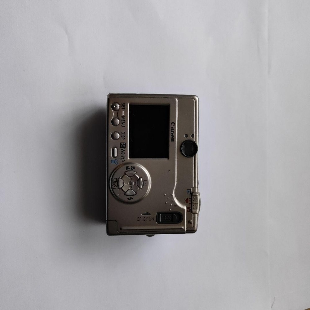 Canon IXY Digital 32 Compact Camera Excellent Condition Great Features