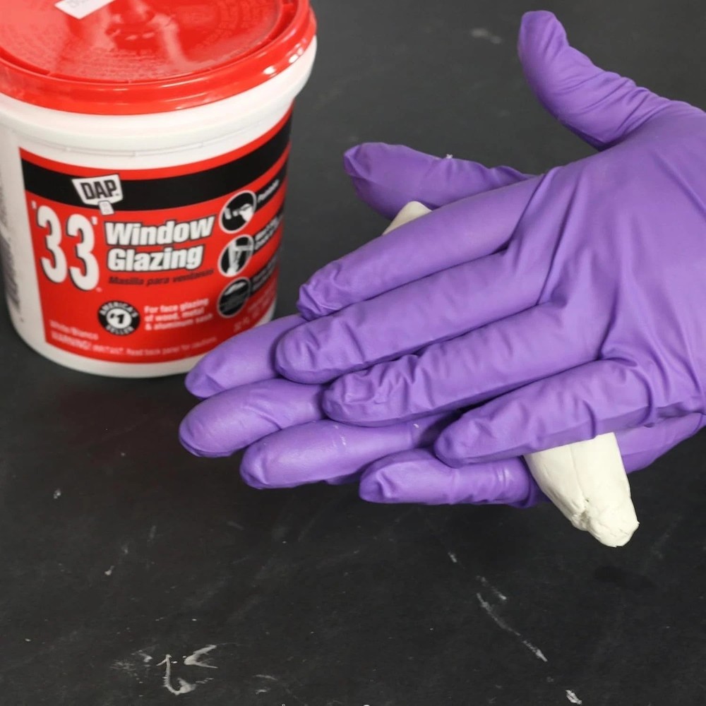 Professional Grade Window Putty, White, 1 Gal