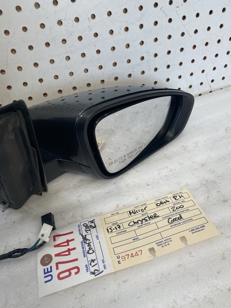 2015 2017 CHRYSLER 200 RIGHT SIDE DOOR MIRROR OEM