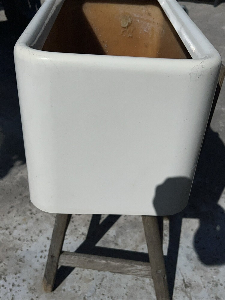 Mid Century Modern Products White Plastiglas Rectangular Planter Ontario, Canada